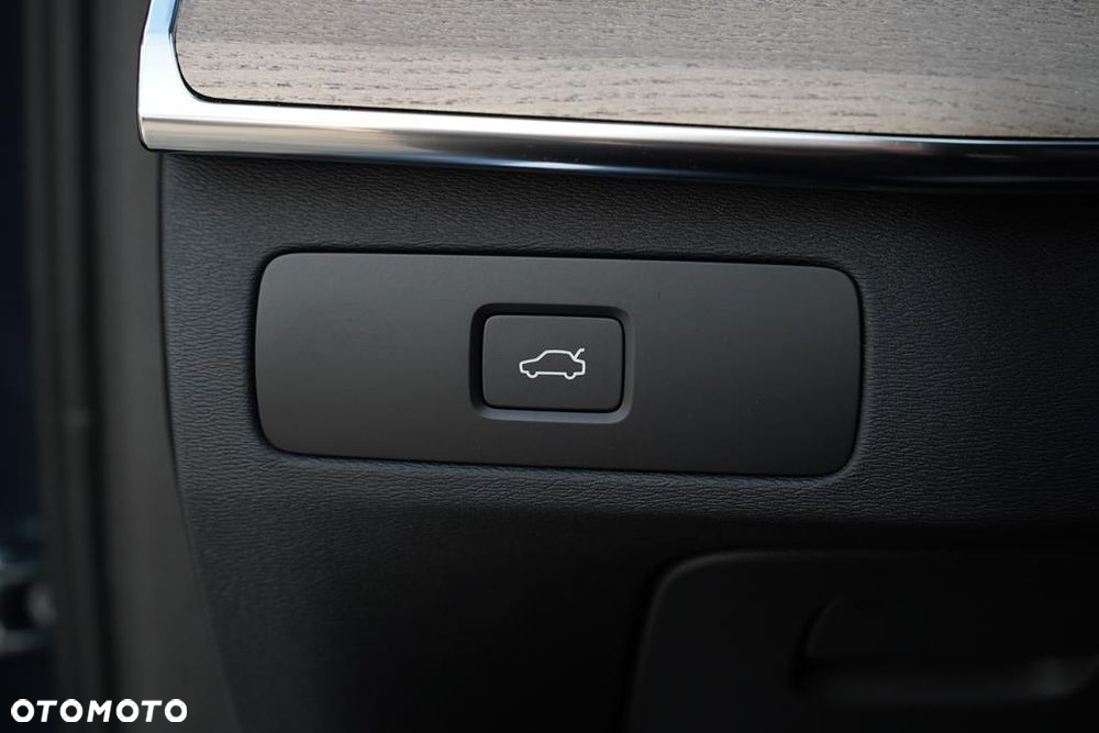 Volvo XC 90 B5 B AWD Ultra Bright 7os - 14