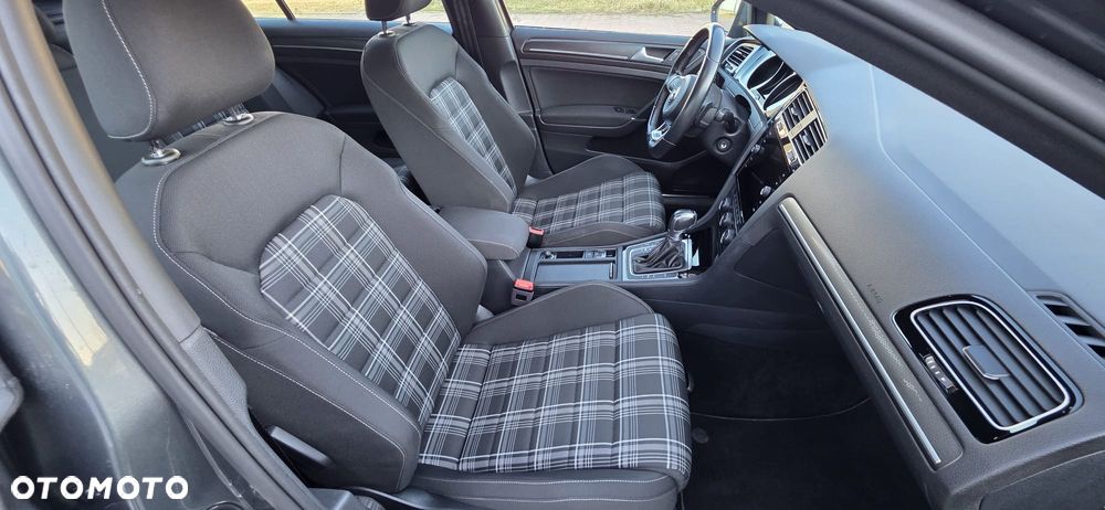 Volkswagen Golf GTD (BlueMotion Technology) DSG - 14
