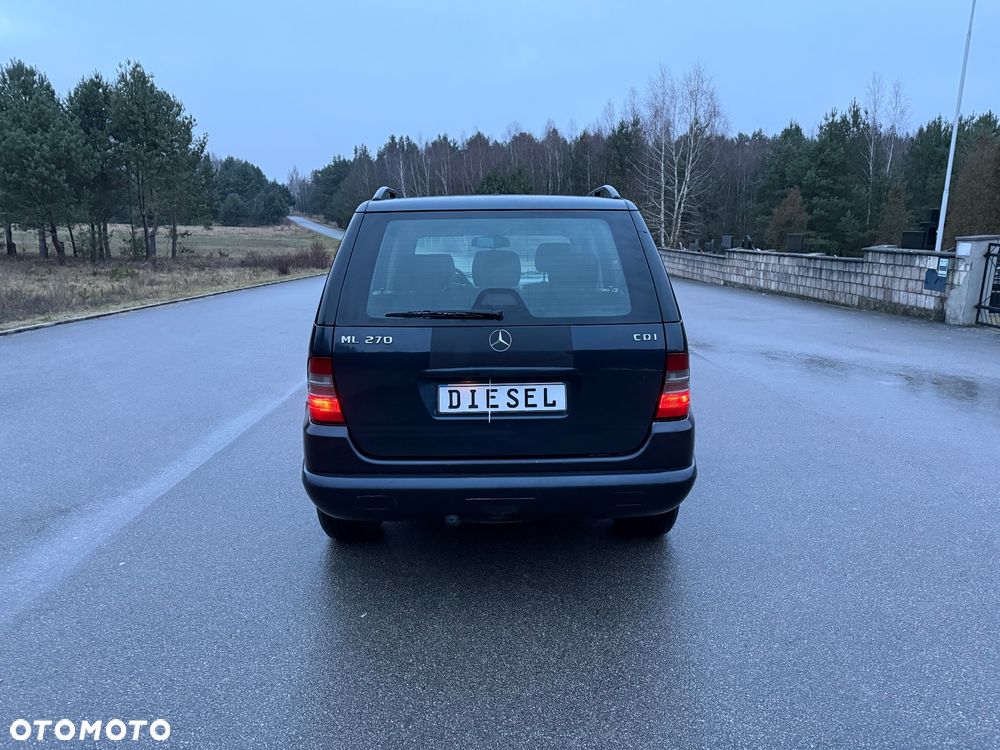 Mercedes-Benz ML - 4