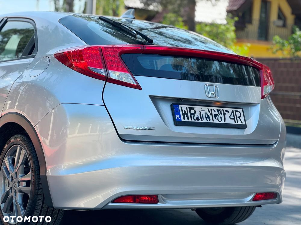 Honda Civic 1.8 Executive NAVI - 13