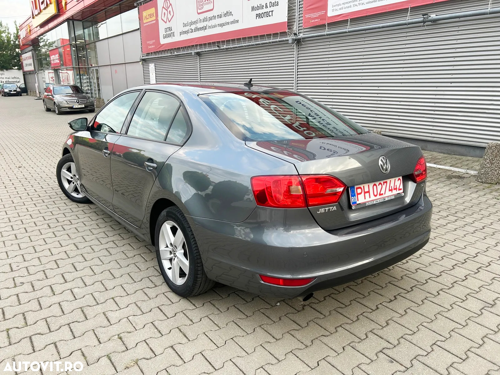 Volkswagen Jetta 1.6 TDI Blue Motion Technology Comfortline - 6