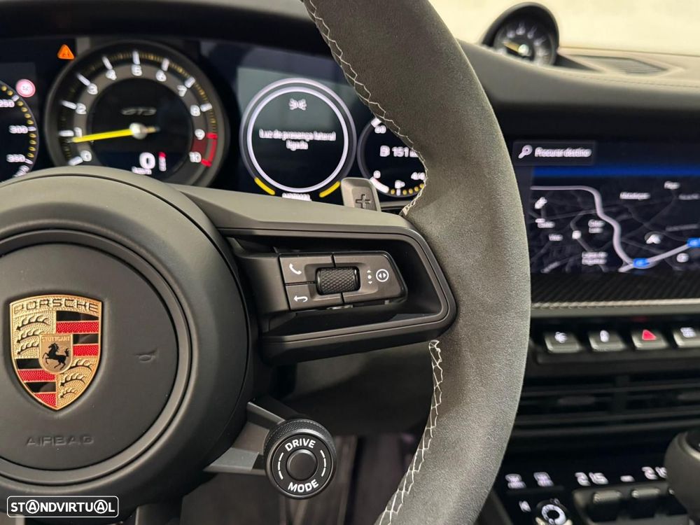 Porsche 911 (992) GT3 PDK - 27