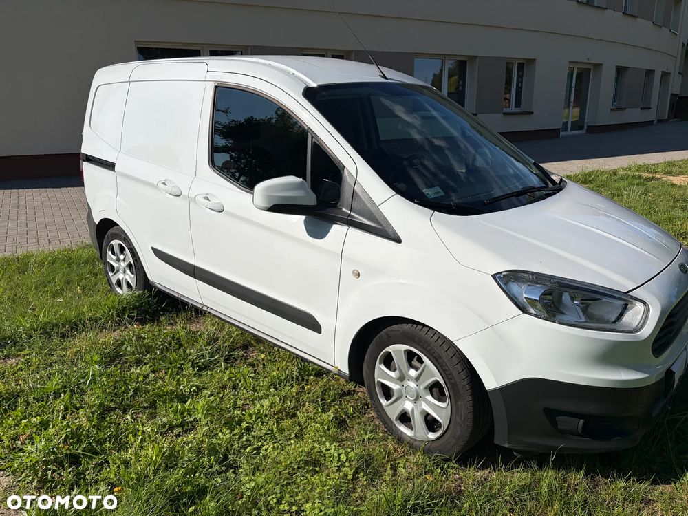Ford Transit Courier Trend - 2