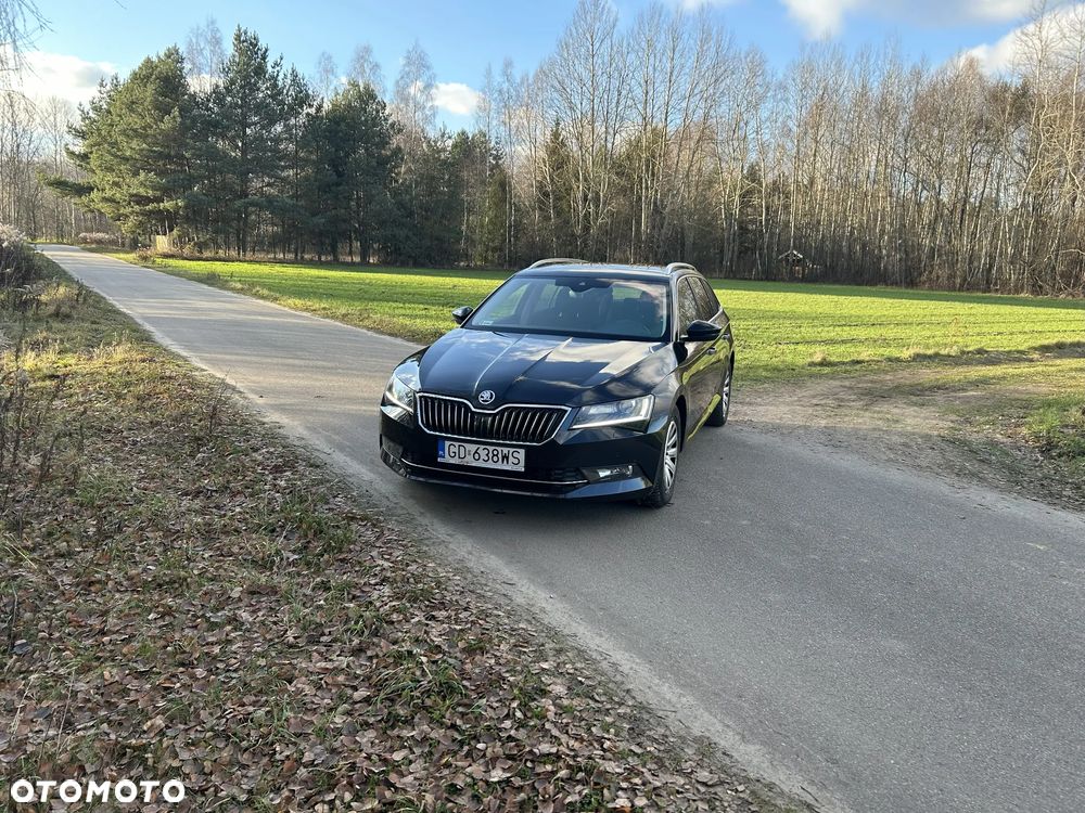 Skoda Superb 2.0 TDI 4x4 Style DSG - 3