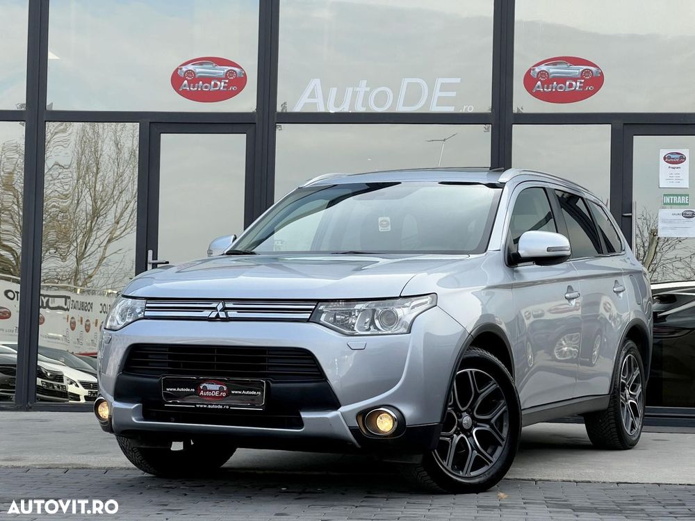 Mitsubishi Outlander - 2