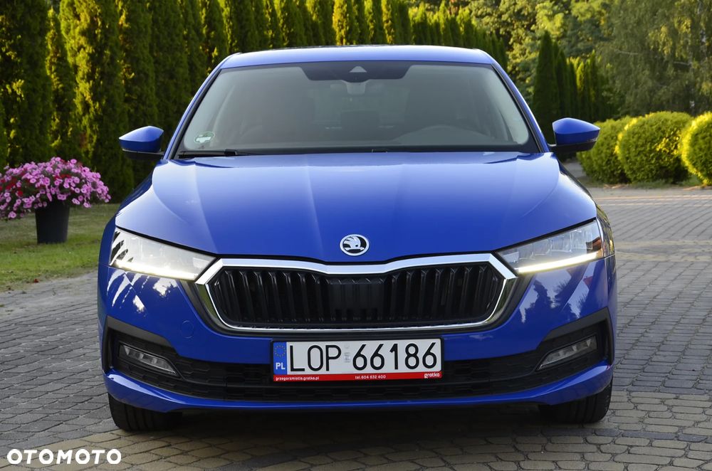 Skoda Octavia 2.0 TDI DSG Ambition - 9