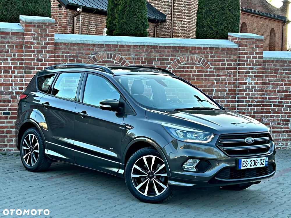 Ford Kuga 2.0 TDCi 4x4 ST-Line - 31