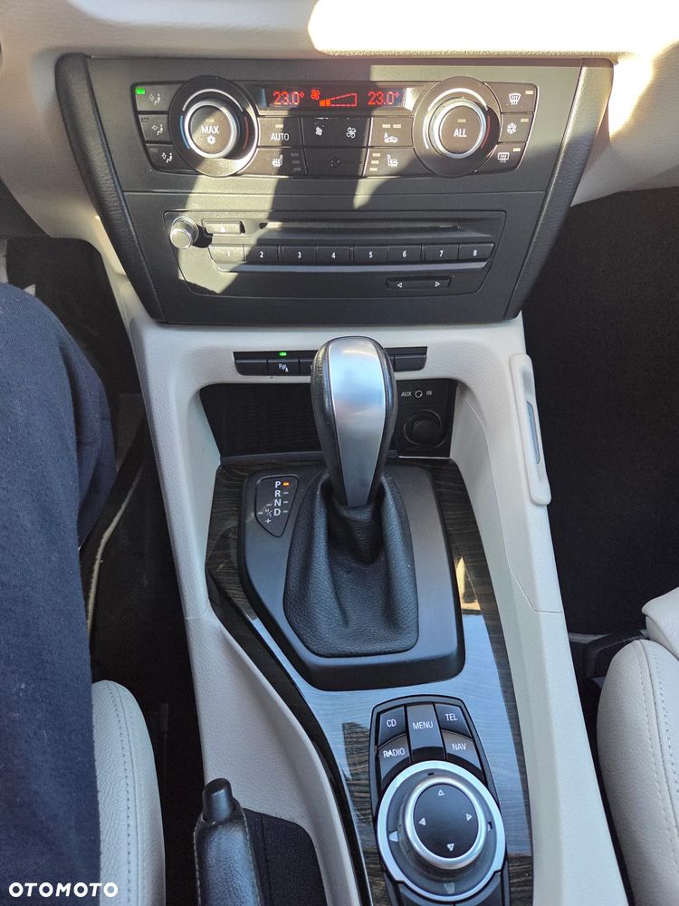 BMW X1 xDrive23d - 26