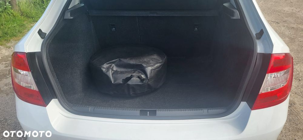 Skoda RAPID 1.2 TSI Active - 15