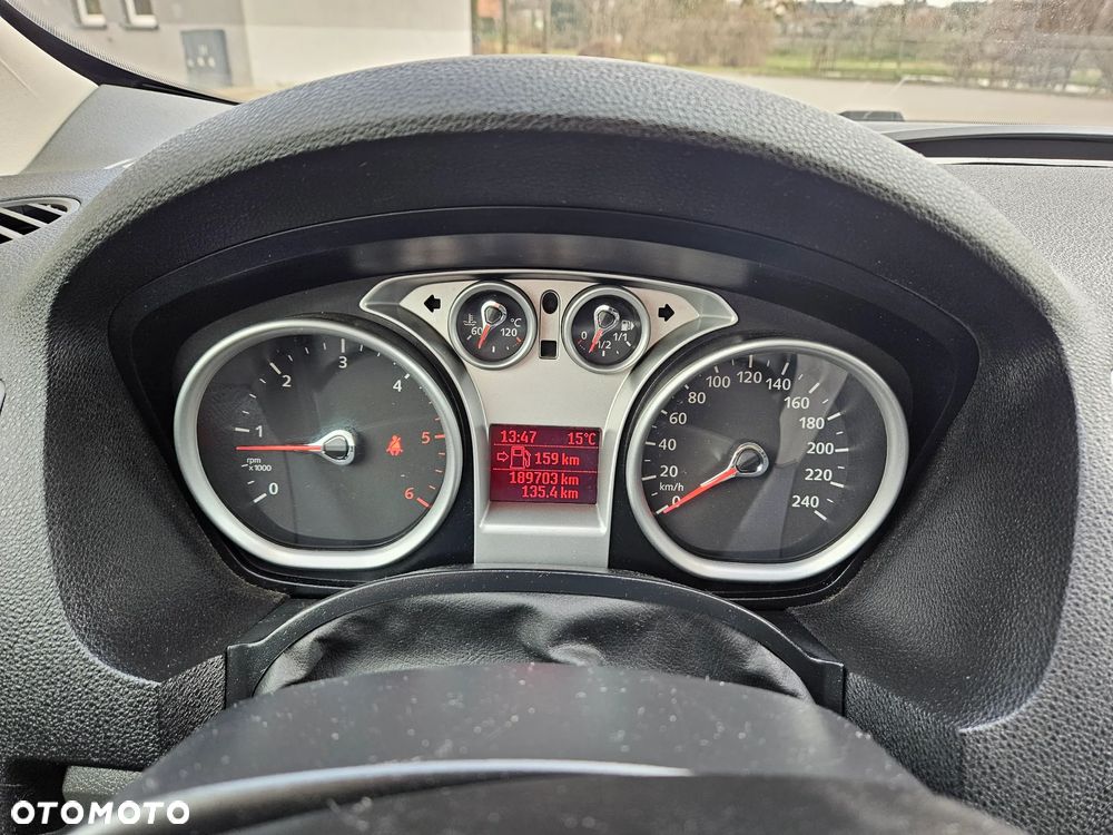 Ford Kuga 2.0 TDCi 2x4 Titanium - 19