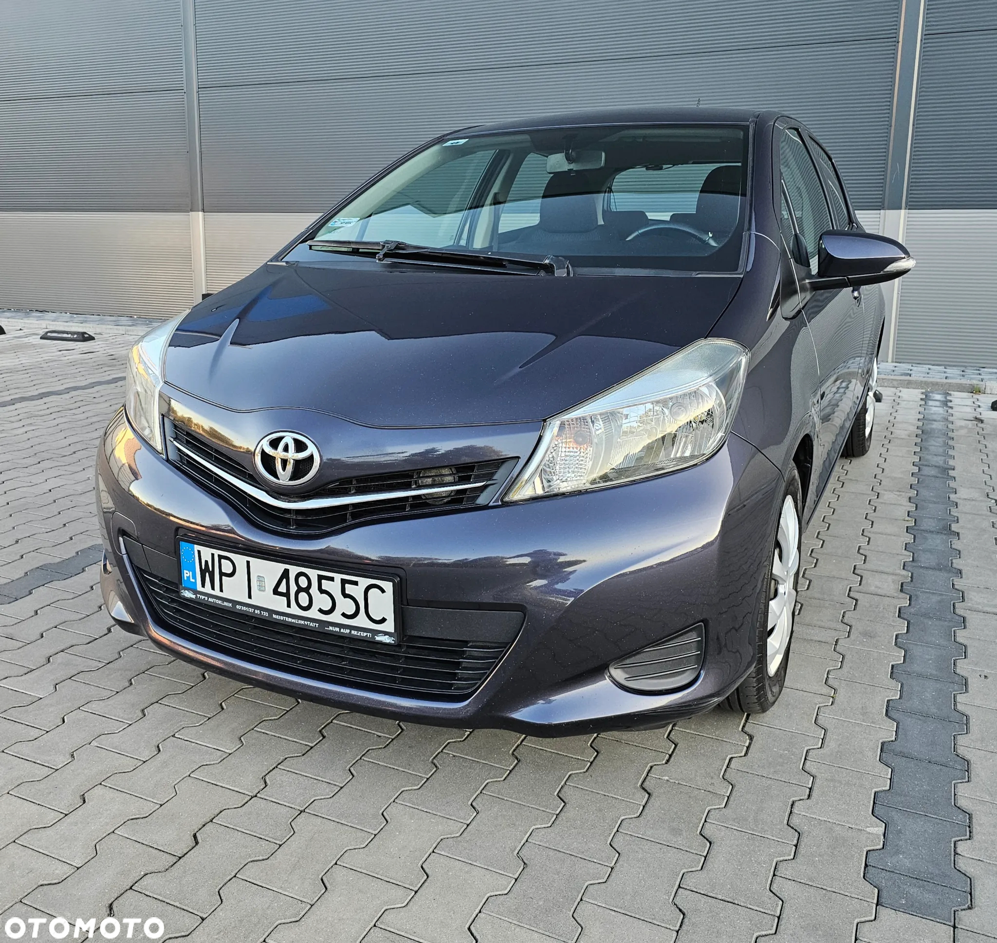 Toyota Yaris - 10
