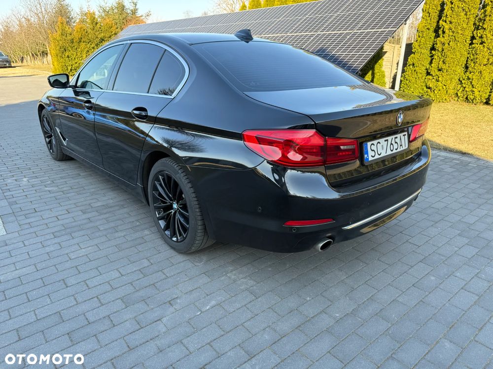 BMW Seria 5 530d xDrive Sport-Aut Luxury Line - 8