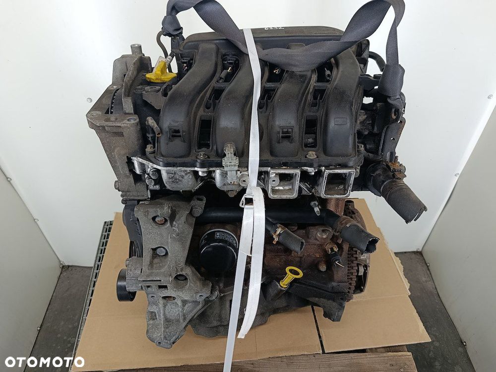 SILNIK RENAULT SCENIC II K4M812 1.6 16V - 1