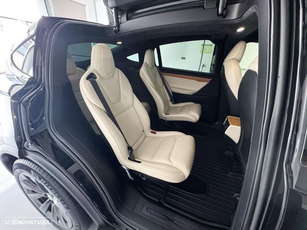 Tesla Model X 100 kWh Long Range AWD - 41