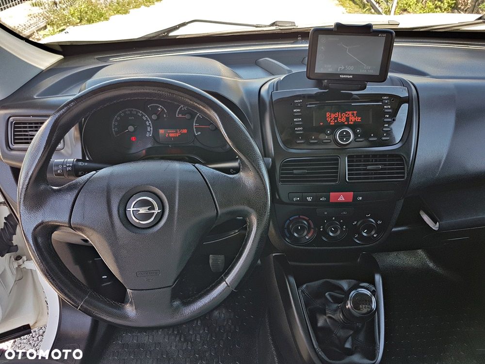 Opel COMBO - 14