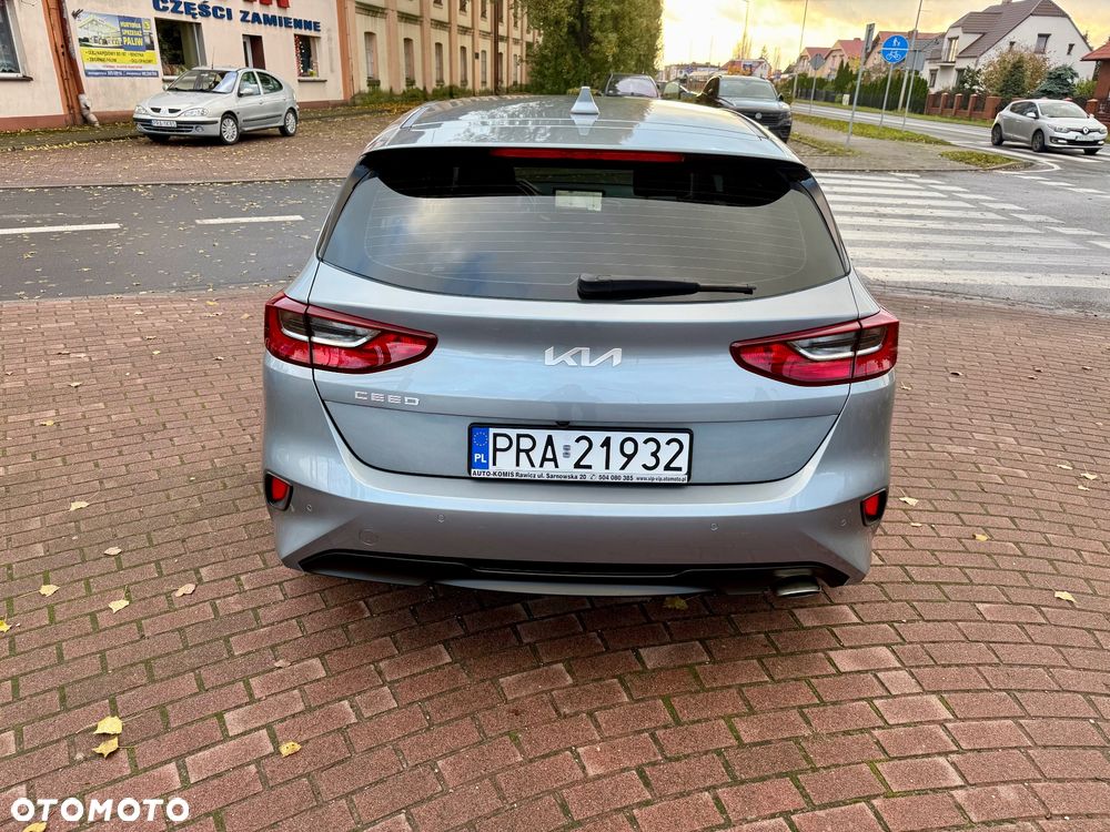 Kia Ceed 1.5 T-GDI DCT7 OPF Vision - 4