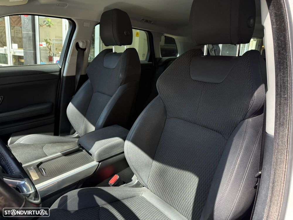 Land Rover Range Rover Evoque 2.0 eD4 SE Dynamic - 12