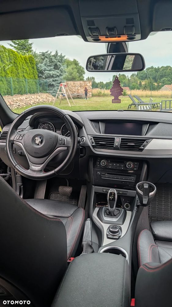 BMW X1 xDrive20d Sport Line - 9