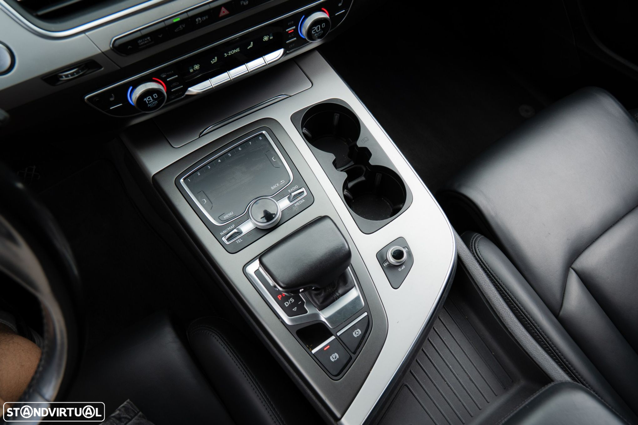 Audi Q7 3.0 TDI E-tron quattro Tiptronic - 26