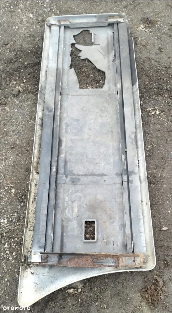 SPOJLER MIĘDZYOSIOWY SCANIA - USZKODZONY - 2