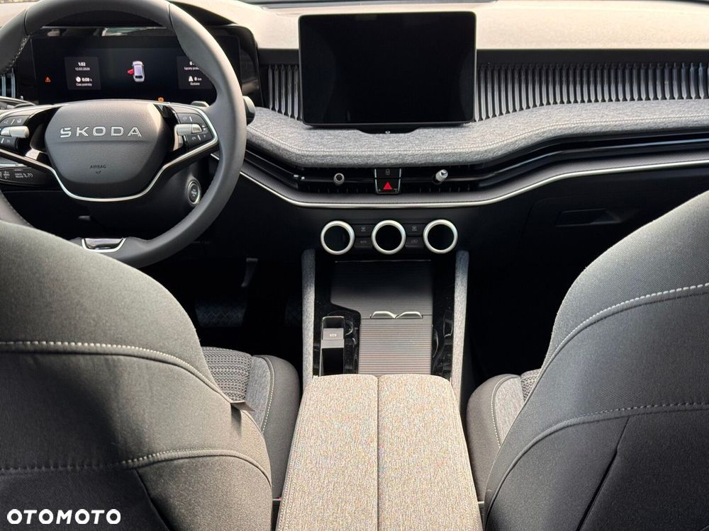 Skoda Superb 2.0 TDI SCR Drive DSG - 14