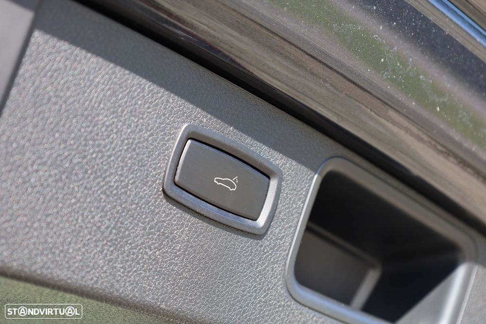 Porsche Macan S - 45