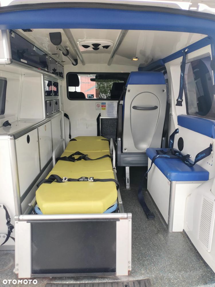 Volkswagen Transporter - 2