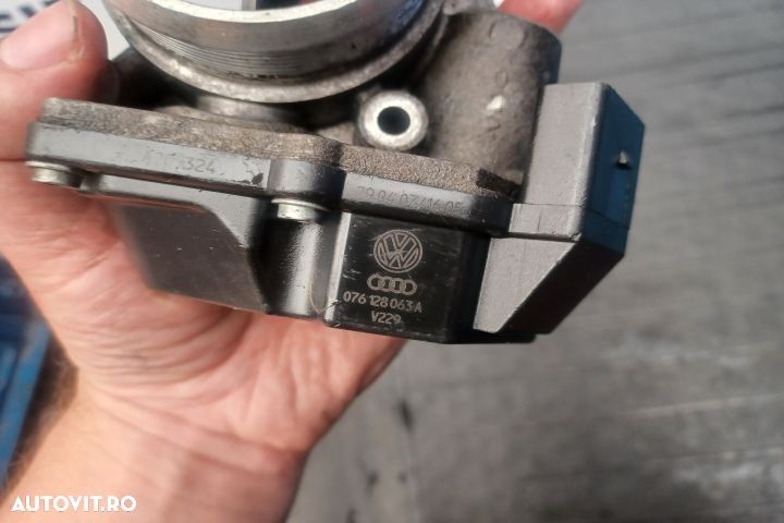Clapeta acceleratie 076128063A TDI 076128063A TDI Volkswagen VW Trans - 4