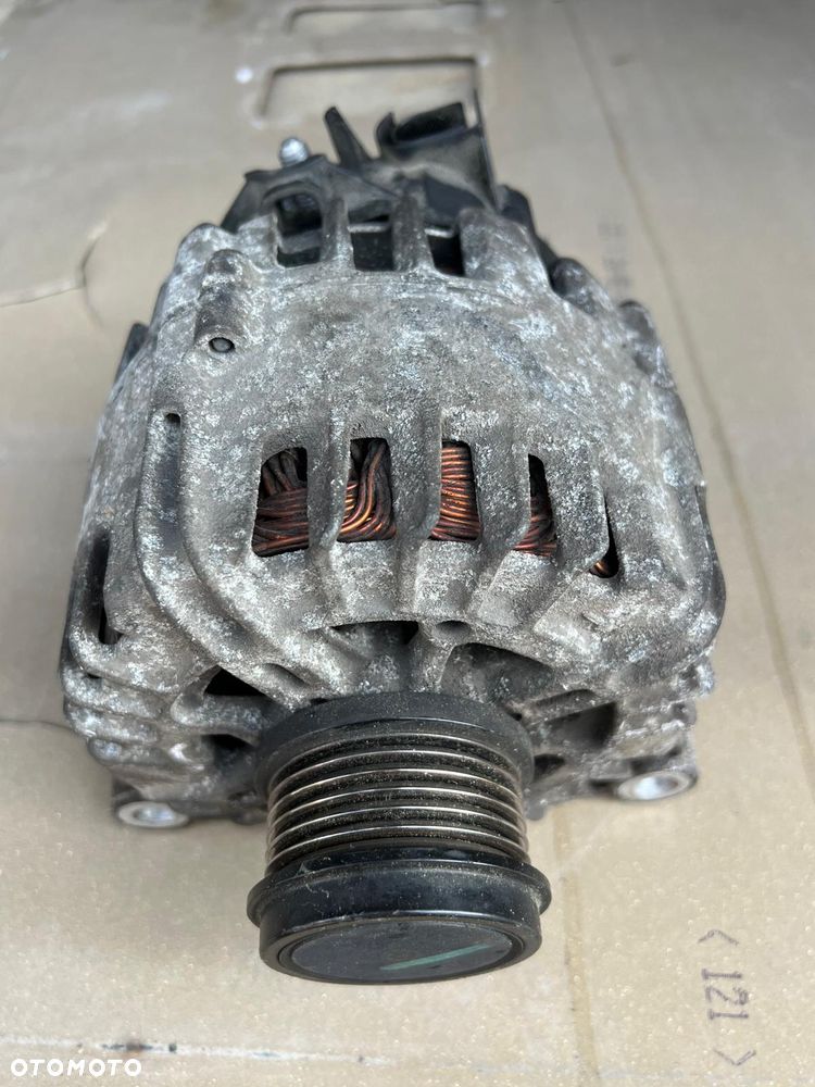 Alternator Ford Kuga Valeo AG9T-10300-AA TG15C174 2610695B - 4