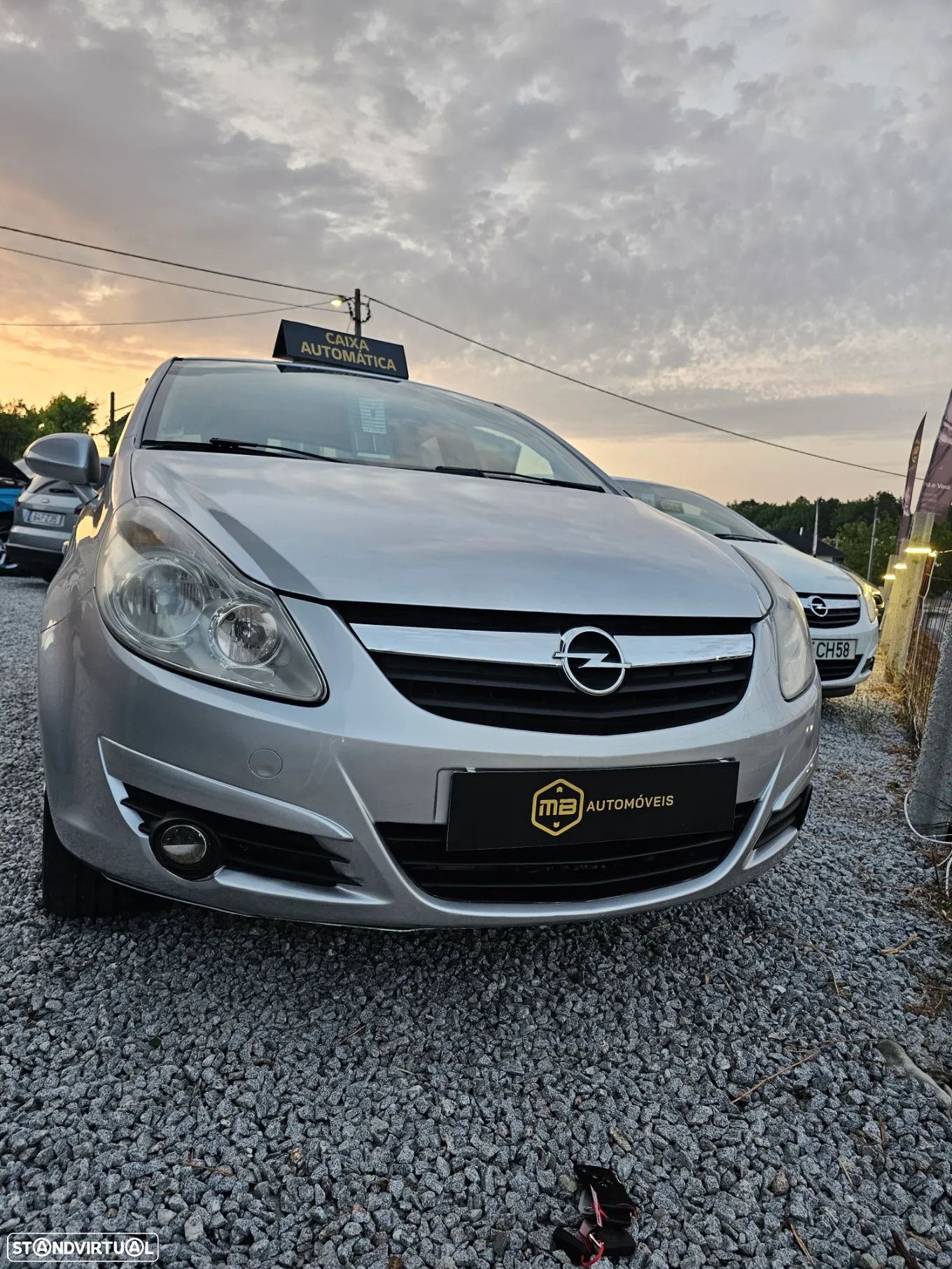 Opel Corsa 1.2 Twin Silver Plus 16 Easytronic - 1