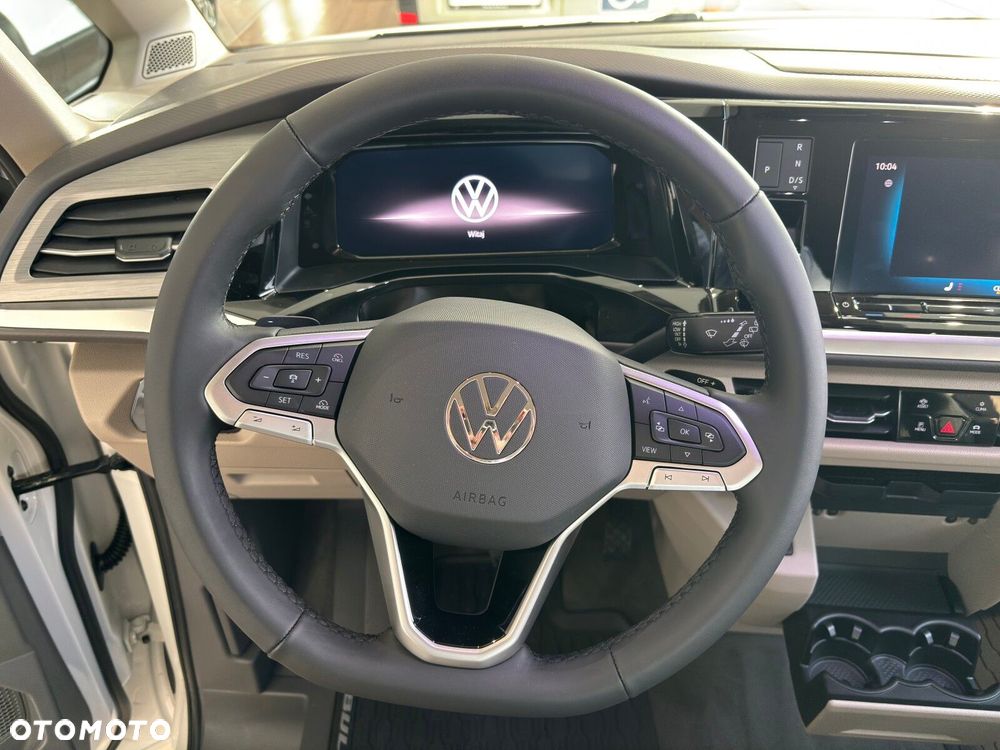 Volkswagen multivan EDITION L2 2.0 TDI 150 KM 7-DSG 8m - 19