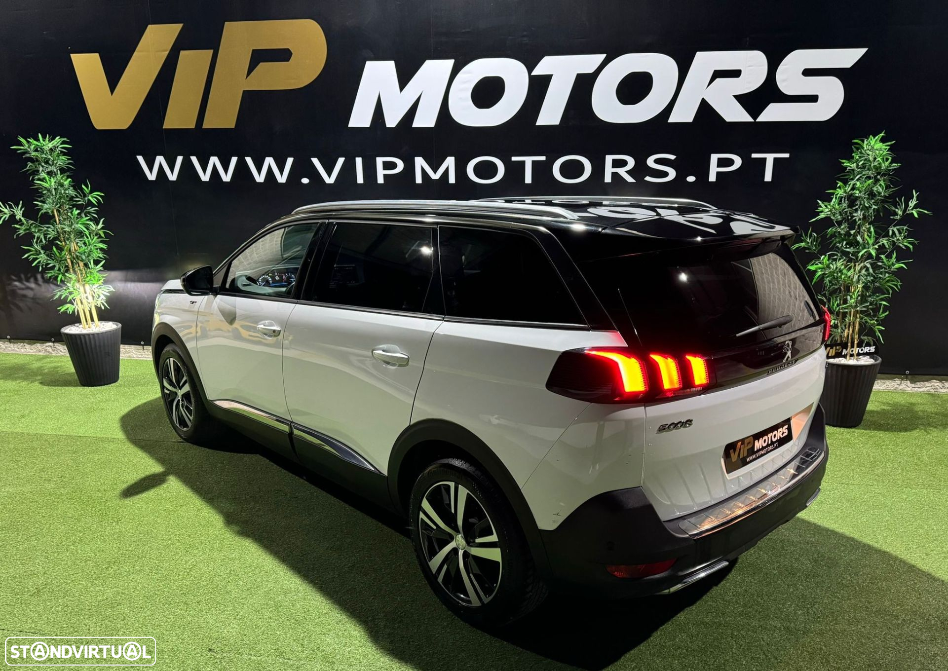 Peugeot 5008 1.5 BlueHDi Allure EAT8 - 13