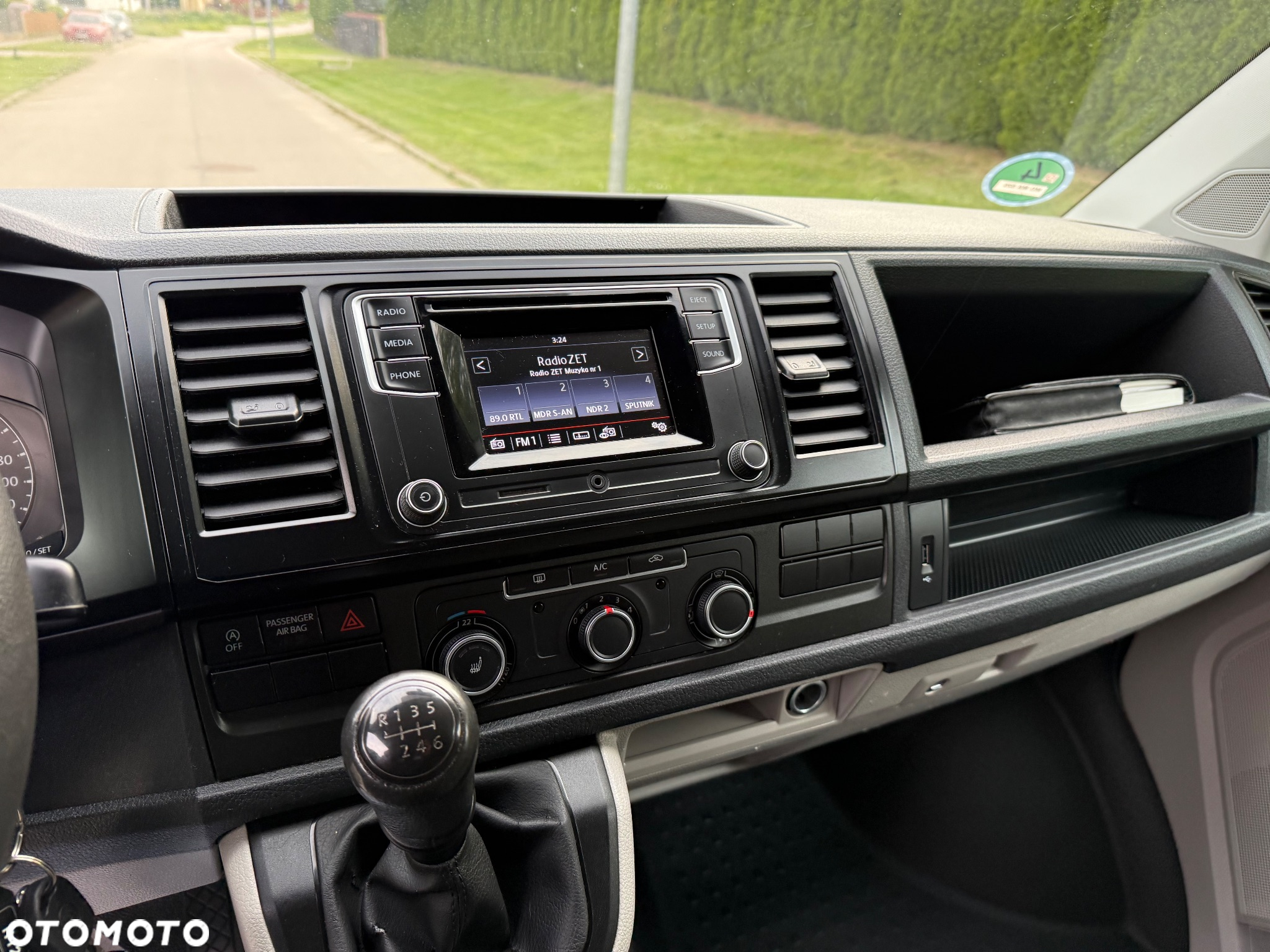 Volkswagen Transporter - 5