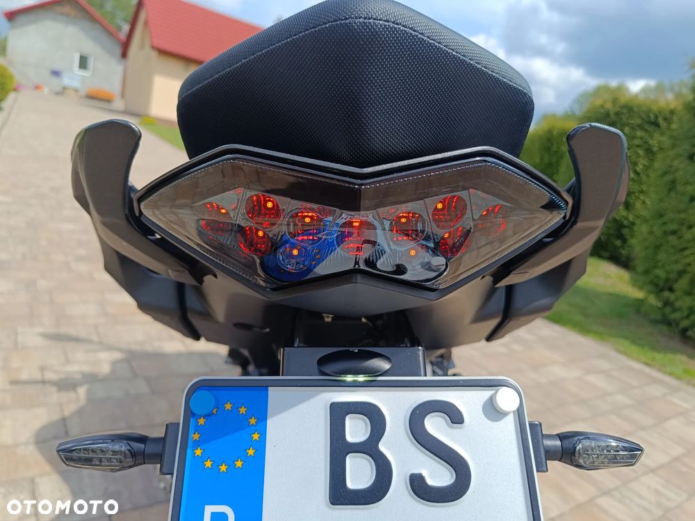 Kawasaki Ninja 1000 SX - 31