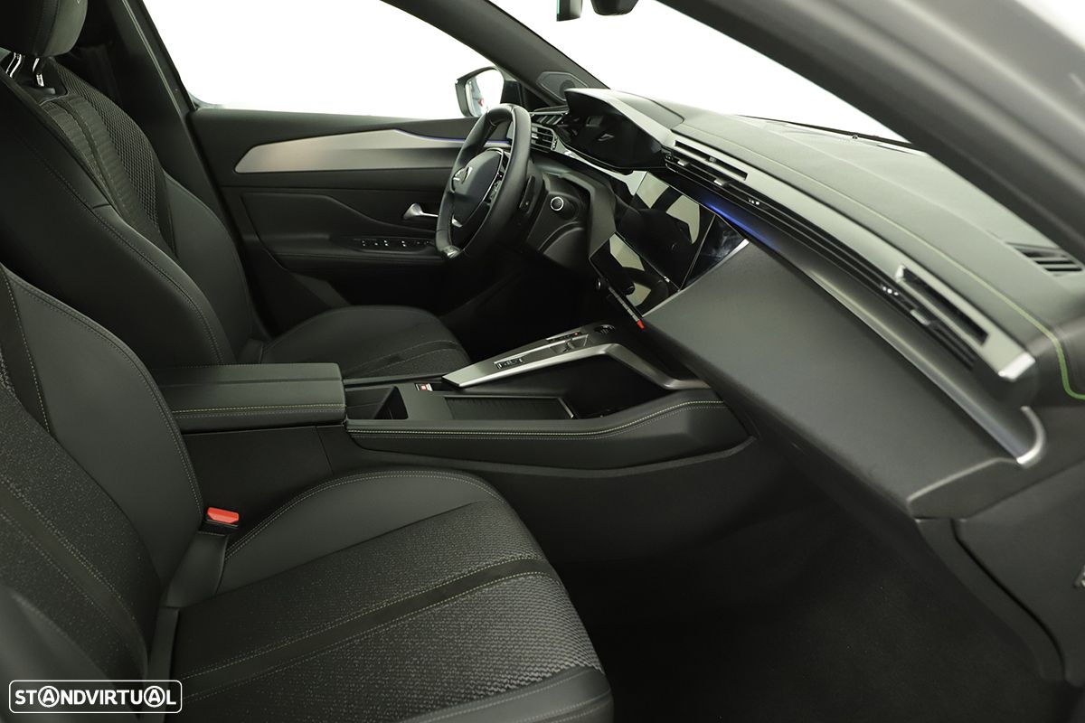 Peugeot 308 SW 1.2 PureTech GT EAT8 - 20