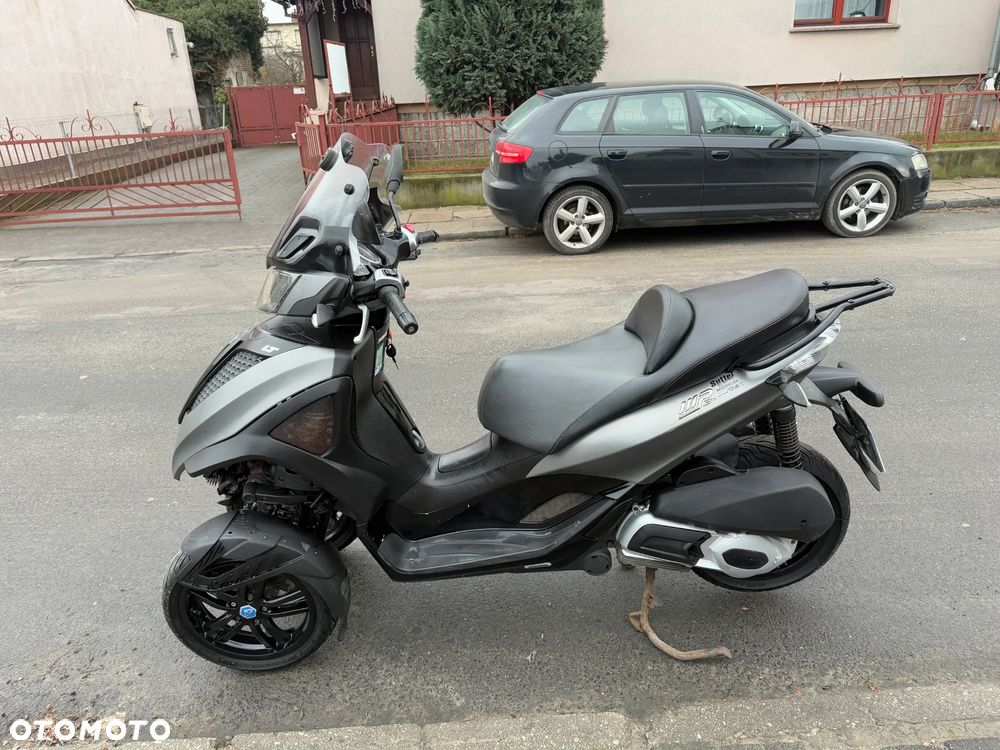Piaggio MP-3 - 8