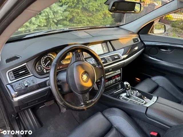 BMW Seria 5 530d - 13