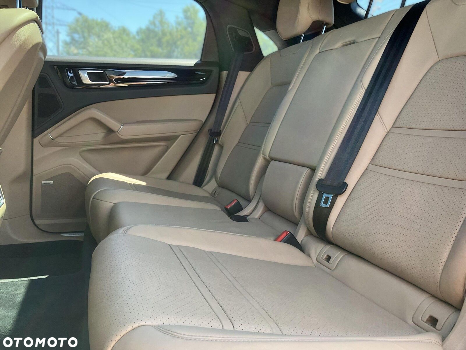 Porsche Cayenne - 20