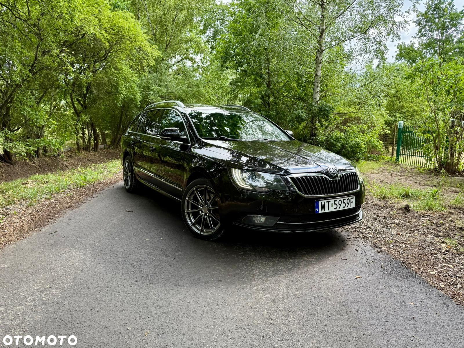 Skoda Superb 2.0 TDI 4x4 Platinum DSG - 5