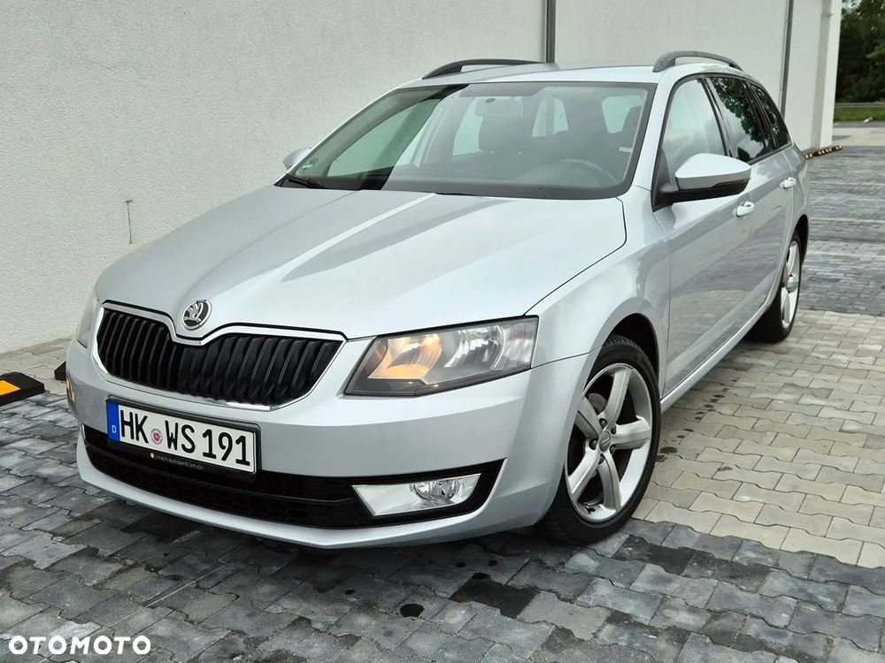 Skoda Octavia 1.6 TDI DPF Ambition - 9
