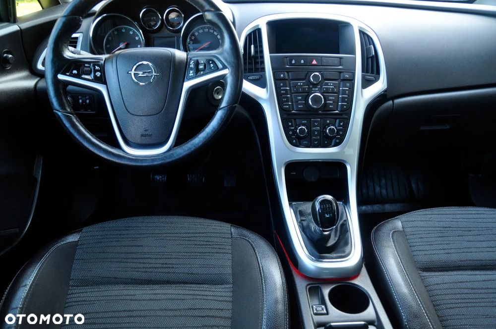 Opel Astra 1.4 Turbo ENERGY - 11