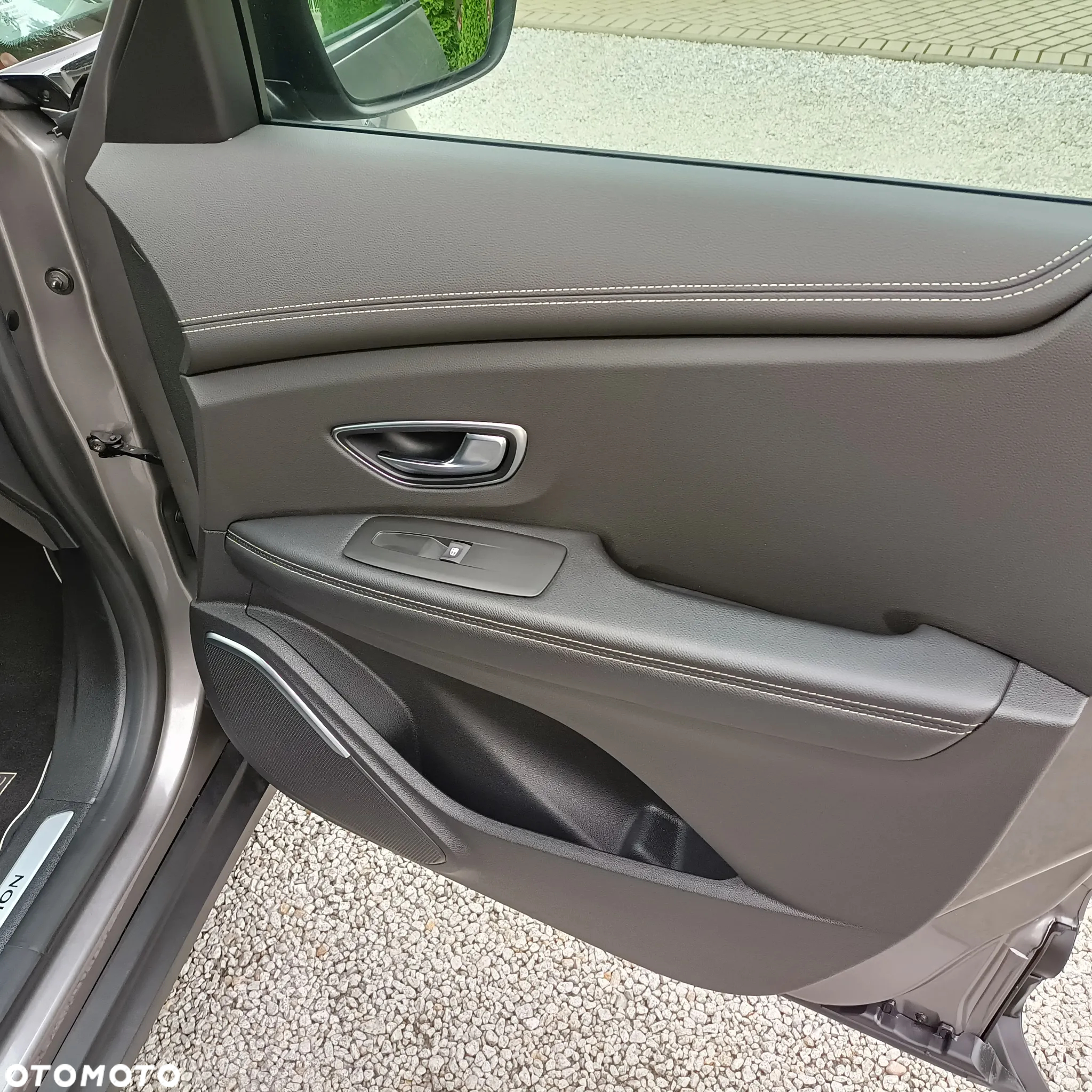 Renault Scenic 1.3 TCe Energy Bose EDC - 36
