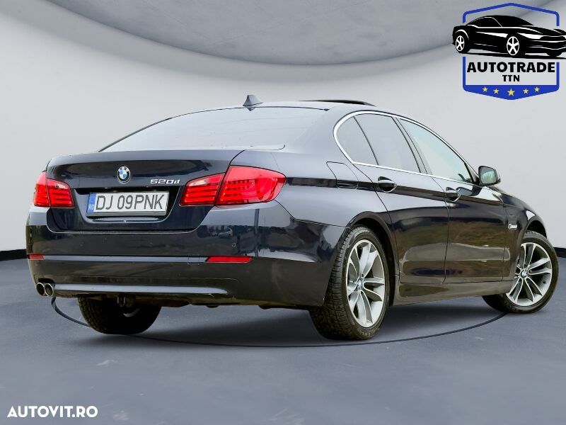 BMW Seria 5 520d Aut. Special Edition - 4