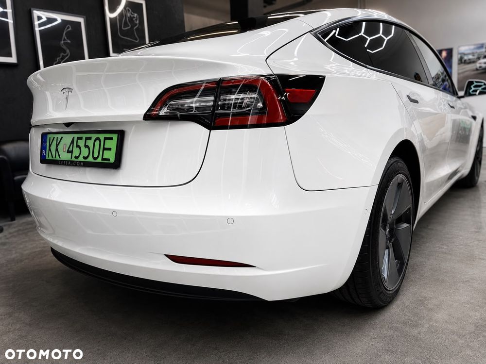Tesla Model 3 Standard Range Plus - 9