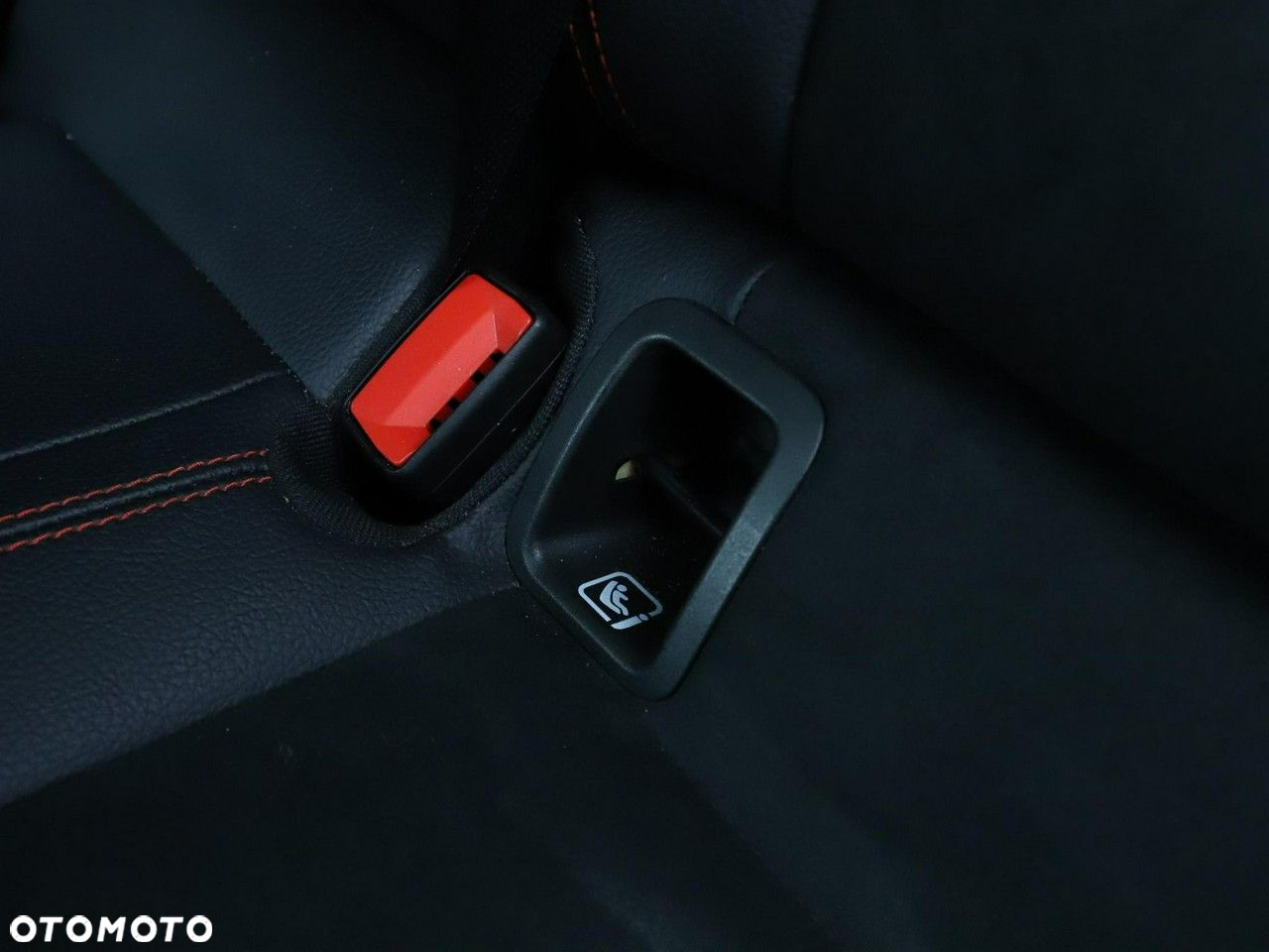 Mercedes-Benz CLA 220 Shooting Brake 7G-DCT Edition 1 - 38