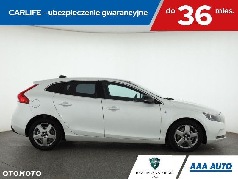 Volvo V40 - 8