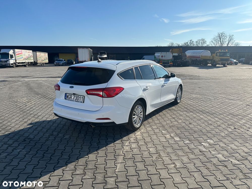 Ford Focus - 4