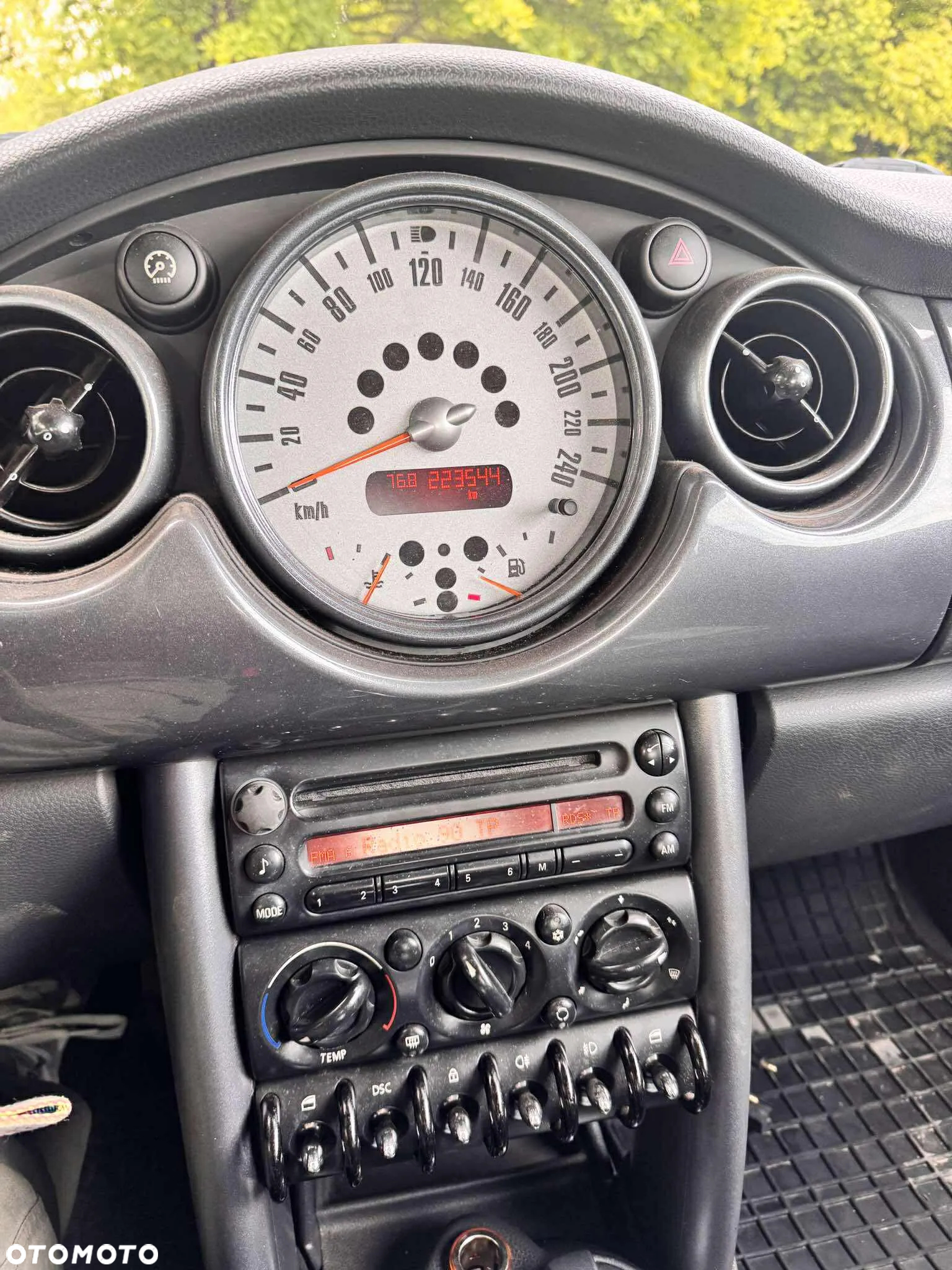 MINI ONE Standard - 5
