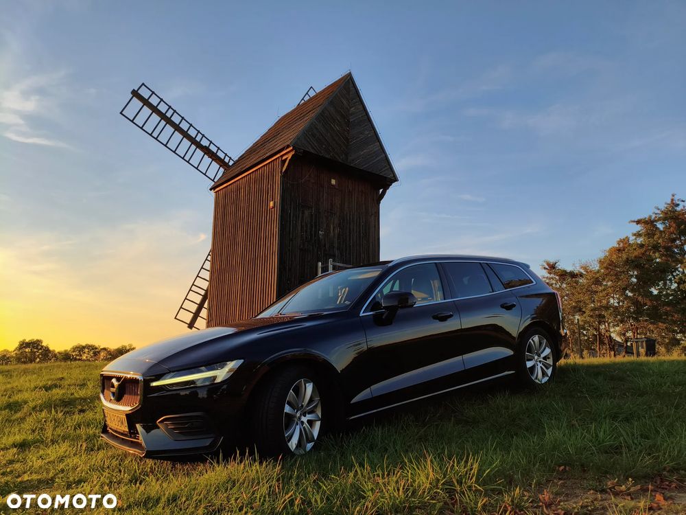 Volvo V60 D3 Momentum - 1