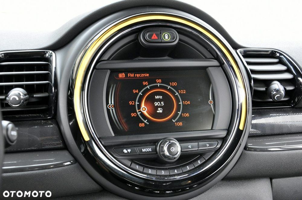 MINI Clubman Cooper D Essential Trim - 33